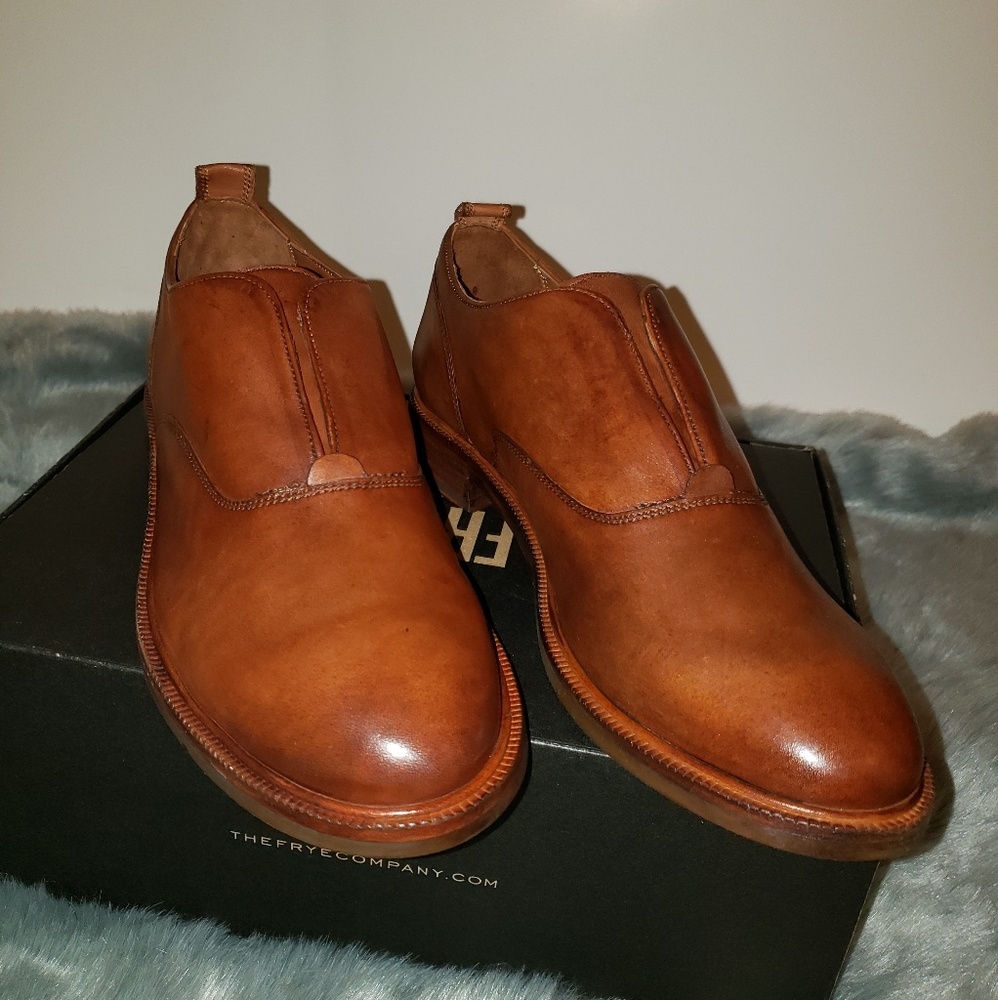 Cognac Frye kelly oxford w/ box